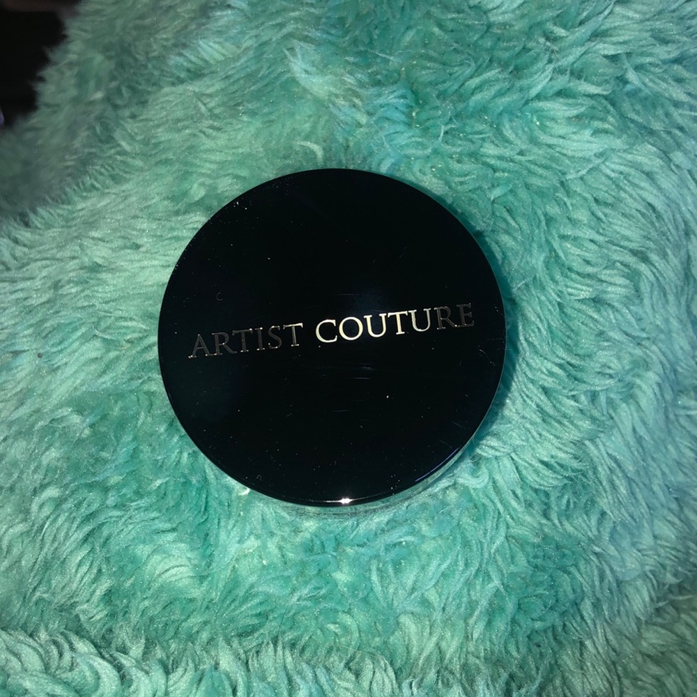 Artist Couture Diamond Glow Powder